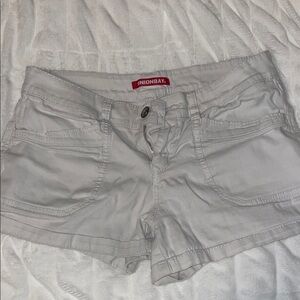 UNIONBAY Women’s White/Off-White Cargo Shorts